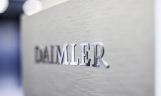 Daimler ще бъде преименуван на... Mercedes-Benz