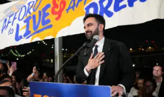 Кандидатът на демократите Зохранан Мамдани печели изборите за кмет на Ню Йорк