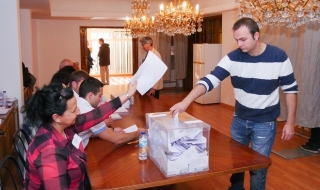 54 259 българи са гласували в чужбина към 18:00 часа