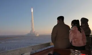 Ким Чен-ун проследи тестове на двигателя на хиперзвукова ракета