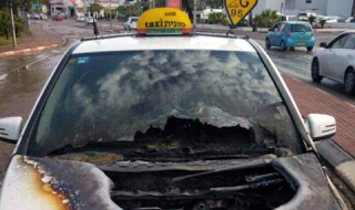 Такси срещу мълния