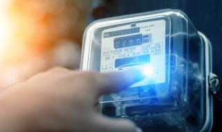 Когато семейният бюджет налага отопление на дърва