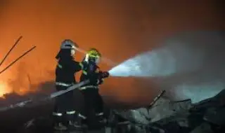 Powerful explosion on a street in southern China kills seven 