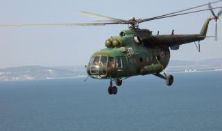 Наши военни гасиха пожарите в Македония