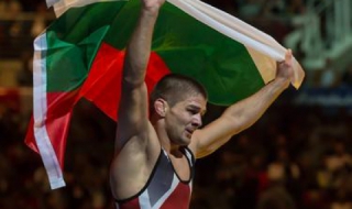 Ангелов пропуска държавното