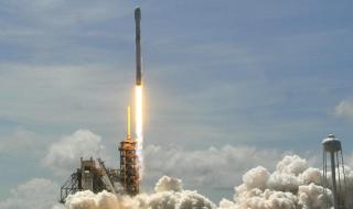 SpaceX изстреля първия български сателит