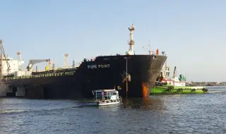 Украйна атакува два руски петролни танкера, Русия съобщи за удари с дронове