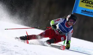 Анина Цурбриген не завърши първия манш на гигантския слалом
