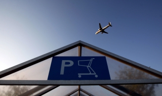 Дим в самолета и аварийно кацане в Мейн