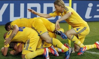 Украинците с двойни премии въпреки отпадането