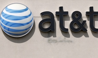 AT&amp;T купува HBO и CNN