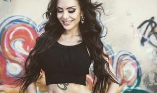 Дъщерята на Лияна тръгна по стъпките ѝ (СНИМКА)