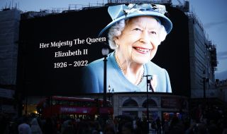 Кралицата и смъртта