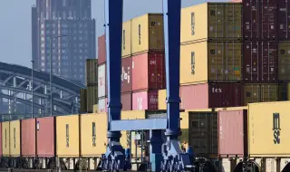 Митата донесоха на САЩ 287 милиарда долара