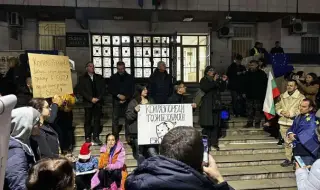 Недоволство в Плевен и Велико Търново