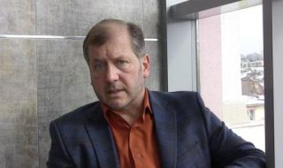 Адв. Екимджиев: Арогантно безхаберие и битовизми