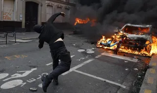 Френският вътрешен министър: Полицията загуби контрол