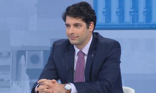 Пеканов: Първото плащане от Плана за възстановяване и развитие беше успех на служебния кабинет