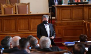 Тошко Йорданов нападна БСП: Не си плащате наема на "Позитано"