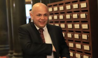 Александър Симов: Изборът на БСП е очакван, тъй като изпълнява политически задачи на президента