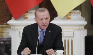 Германия забрани стихотворение за Ердоган