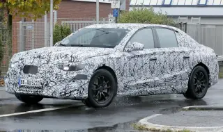 Първи поглед към електрическата E-Class