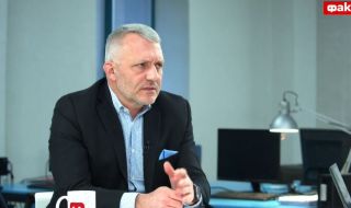 Адвокат Николай Хаджигенов пред ФАКТИ: Радев ще иска да ликвидира ДБ, ако им даде мандата (ВИДЕО)