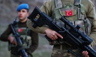 Турските спецчасти задържаха шпиони, които са планирали да отвлекат войник (ВИДЕО)