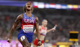 Олимпийската звезда Ша’Кари Ричардсън задържана за опасно шофиране във Флорида