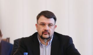 Настимир Ананиев: Всички знаем, че Борисов обича да бие дузпи на празна врата