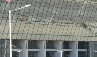 Шокиращо: Покривът на Арена София протече по време на голямо събитие