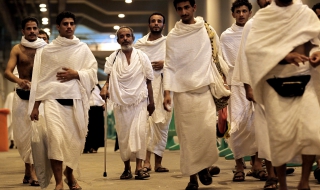 Страх от зараза намали броя на поклонниците в Мека