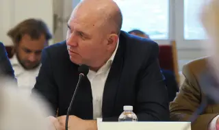 Владислав Панев: За промените в Конституцията ще се съобразим с решението на Конституционния съд