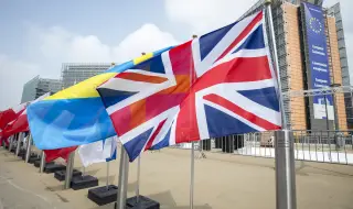 Великобритания разшири санкциите срещу Русия с близо 250 нови обекта