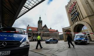 Бомбени заплахи срещу кметства в Германия