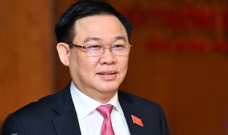 Шефът на виетнамския парламент пристига в София