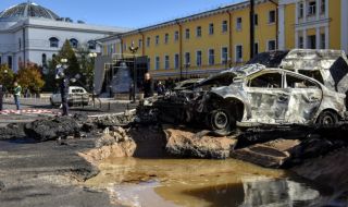 В Украйна пуснаха тока на близо 6 милиона жители след руските бомбардировки