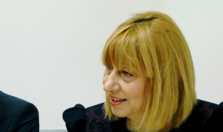 Клисарова без мнение за дипломите след 9 клас