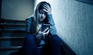 Увеличават се обаждания от деца със суицидни мисли през 2025 година