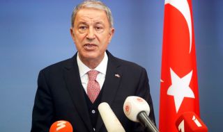 Представители на Турция, Русия и Украйна ще обсъдят зърненото споразумение в Истанбул
