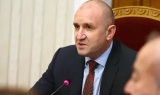 Президентът ще връчи първия мандат за ново правителство след Нова година ВИДЕО