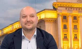 Петко Петков, "Галъп": Румен Радев ще играе за президентска република