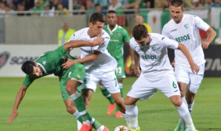 Лудогорец се измъчи, но продължава за Купата