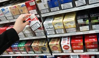 Вредни навици! Поставят предупредителни надписи срещу тютюнопушенето върху всяка цигара