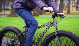 Направи си сам: Велосипед от гайки (ВИДЕО)