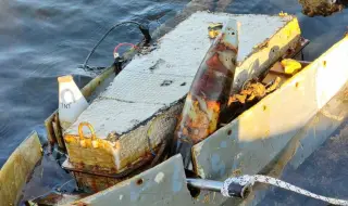 Специализиран екип от ВМС унищожи плаващ дрон и четири снаряда в Синеморец