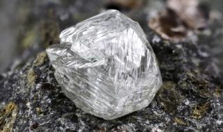 Откриха 442-каратов диамант на стойност 18 млн. долара