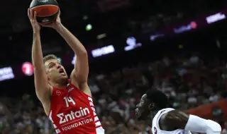 Александър Везенков влезе в Идеалния отбор на Евролигата за 2025-а година