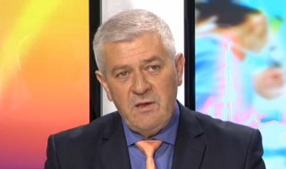Шарков обеща да намали теча на пари в болниците
