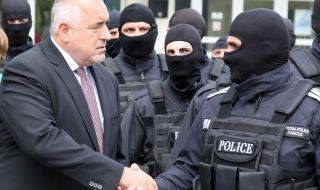 Борисов към служителите в МВР: Не се поддавайте на опитите да Ви върнат към милиционерщината